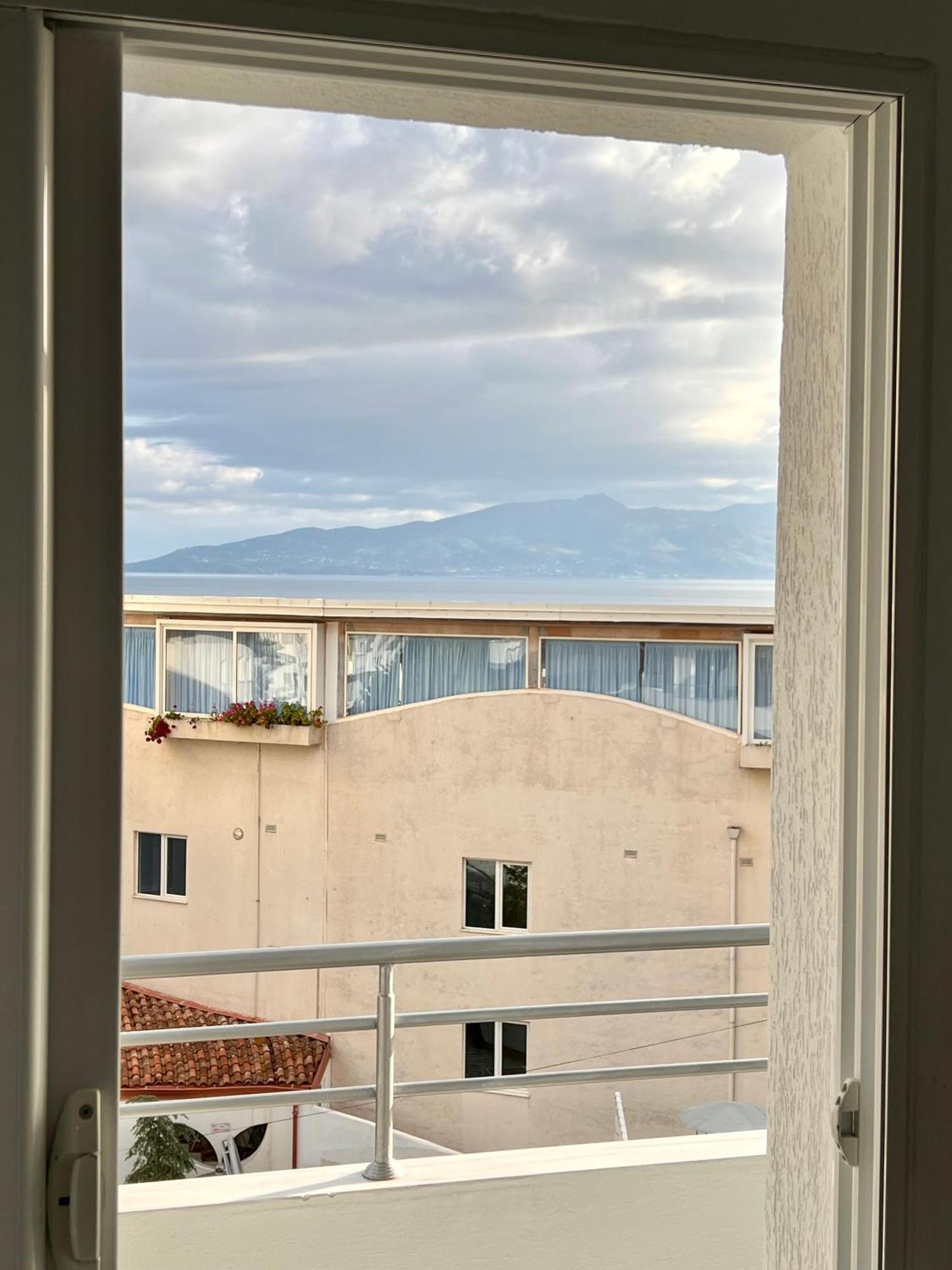 Gjoka Apartments, In Front Of Bougainville Bay Sarandë Quarto foto